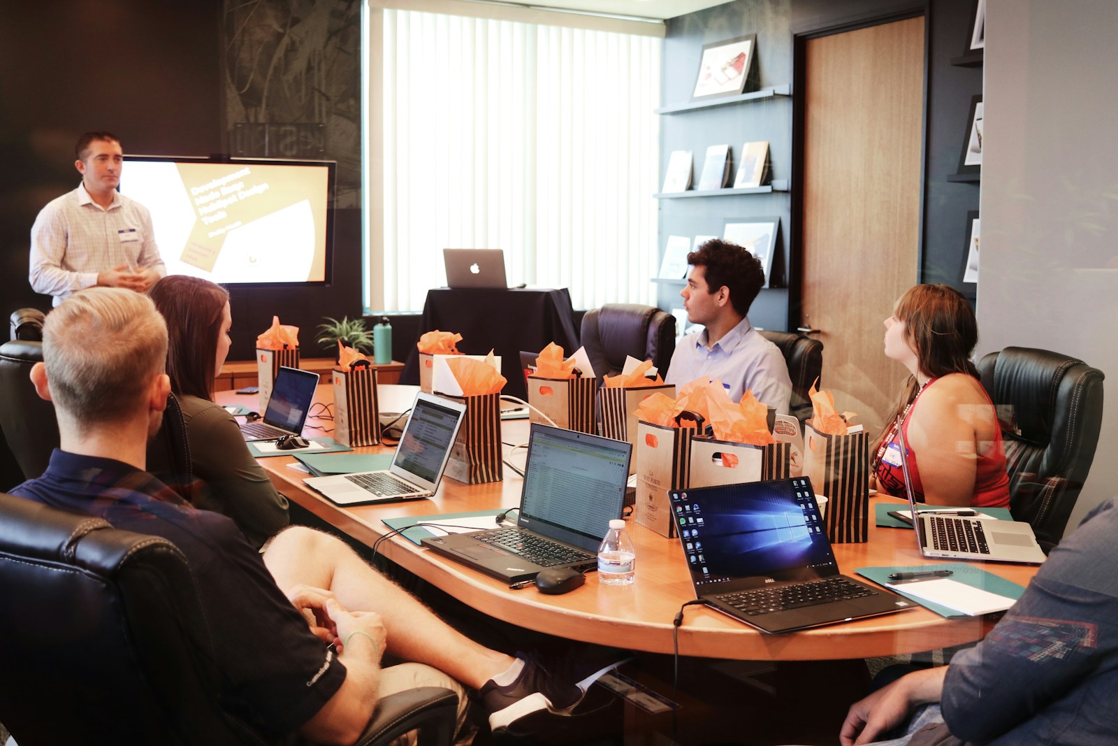 Fortnightly reporting session at the Reach Board